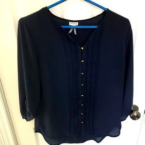 Dark blue dynamite shirt ALL TOPS 3/20$!